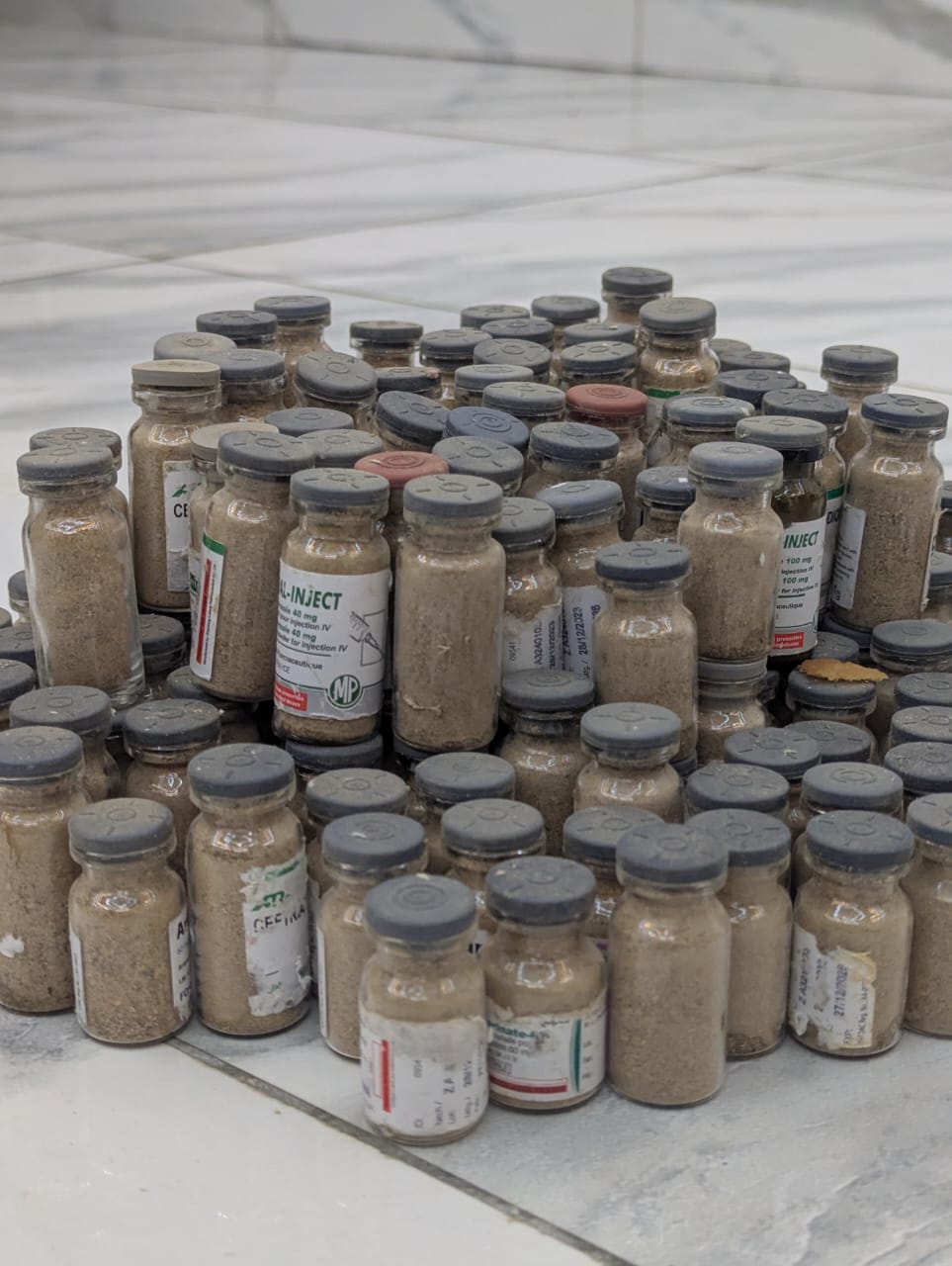 POUTOULOU : Boostez Votre Énergie Et Votre Endurance Avec La Puissance De La Racine d'Ankoro I 100 % Naturelle 0 Chimie