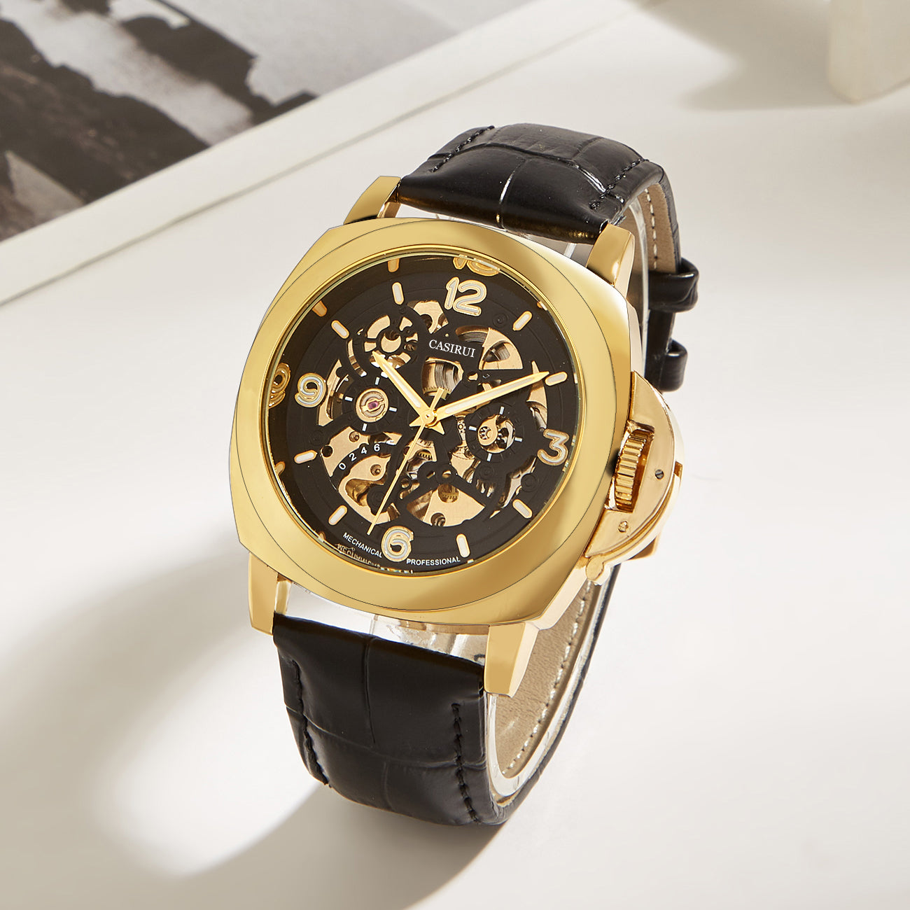 CASIRUI® : Montre Automatique Luxe Homme — Boîtier Plaqué Or, Bracelet Cuir Premium Et Aiguilles Dorées Élégantes.